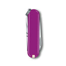 Victorinox Classic SD Colors 戶外萬用刀 Tasty Grape 0.6223.52G