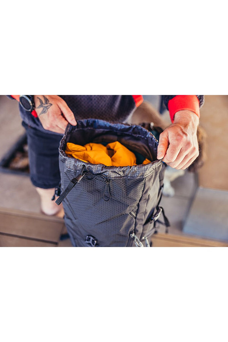 Gregory NANO 28 Backpack 登山背包 Black