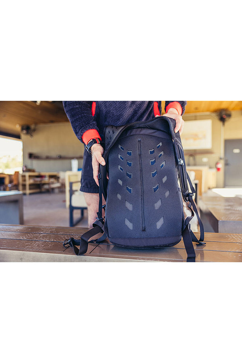 Gregory NANO 28 Backpack 登山背包 Black
