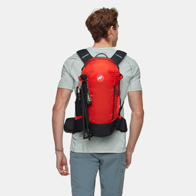 Mammut Lithium 15 輕便背包連雨套 15L Mammut Red Black