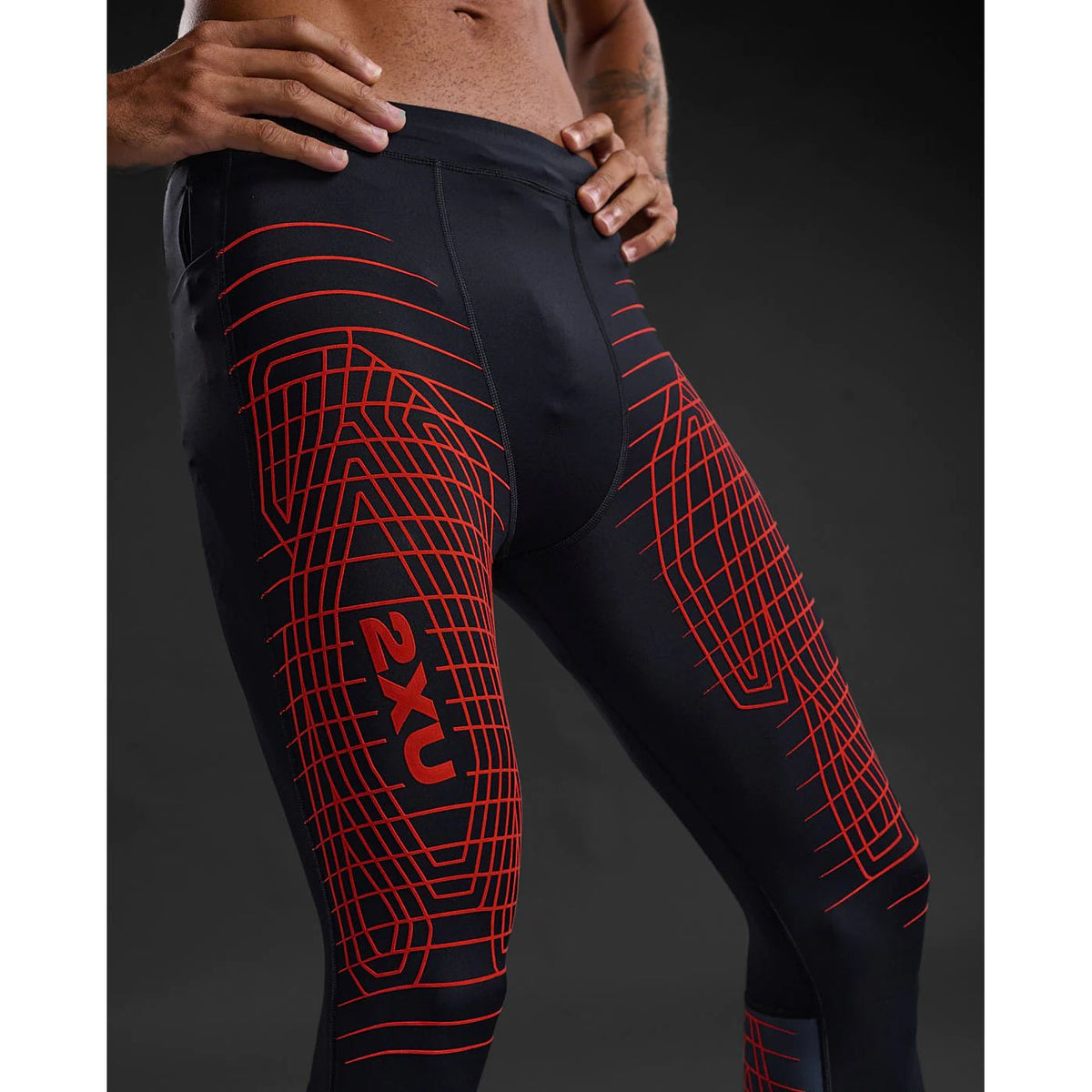 2XU Light Speed React Compression Tights