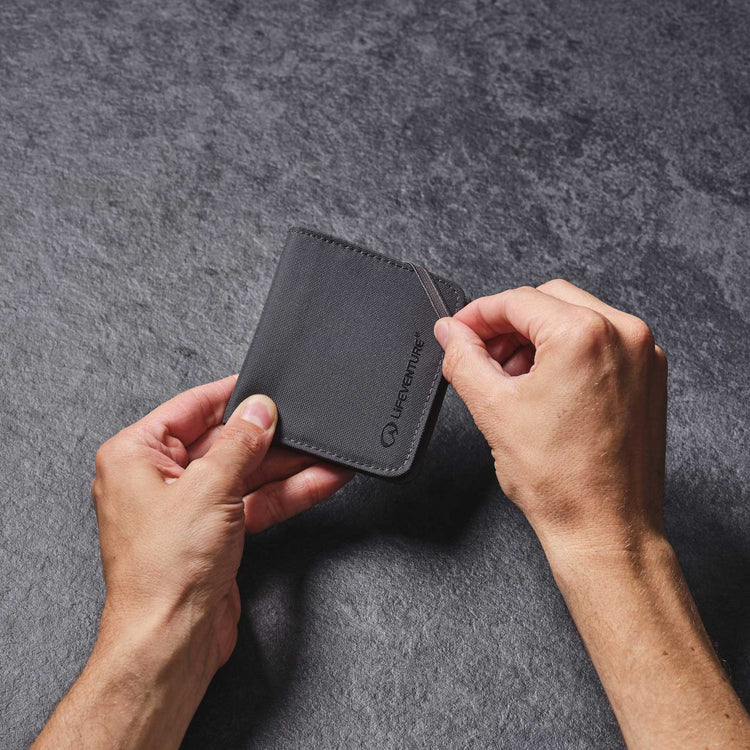 Lifeventure RFID Compact Wallet 68266 防護銀包
