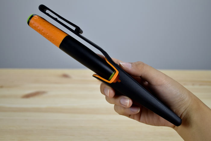 Fiskars Heavy Duty Knife with Sharpener