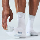 Feetures Elite Light Cushion Reflective Mini Crew Sock 跑步襪 White Flash