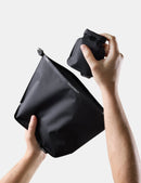 Matador FlatPak™ Waterproof Toiletry Case V2 便攜防水旅行收納袋 Charcoal