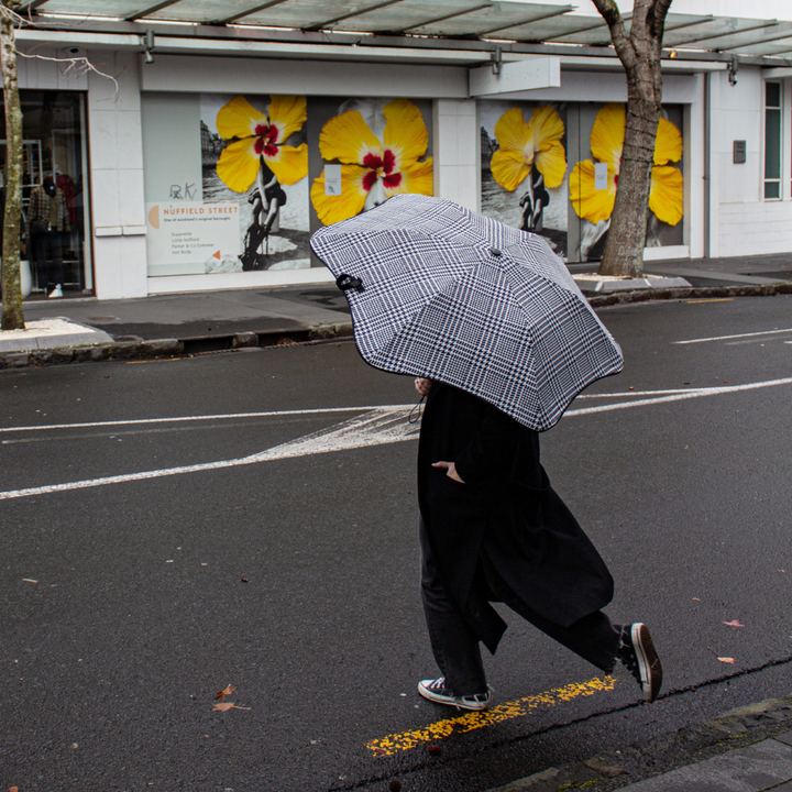 BLUNT + Houndstooth Metro Umbrella