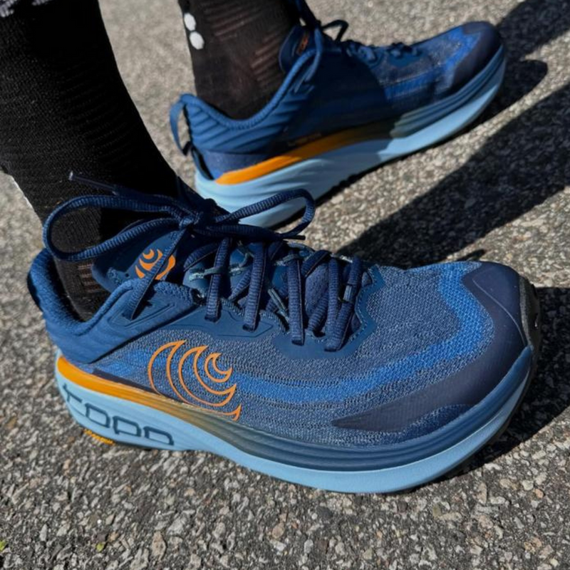 Topo Athletic Vista Trail Running Shoe Men's 男裝越野跑鞋 Navy/Orange