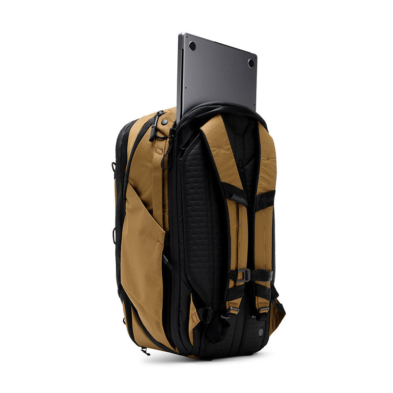 peak design Travel Backpack 45L Coyote