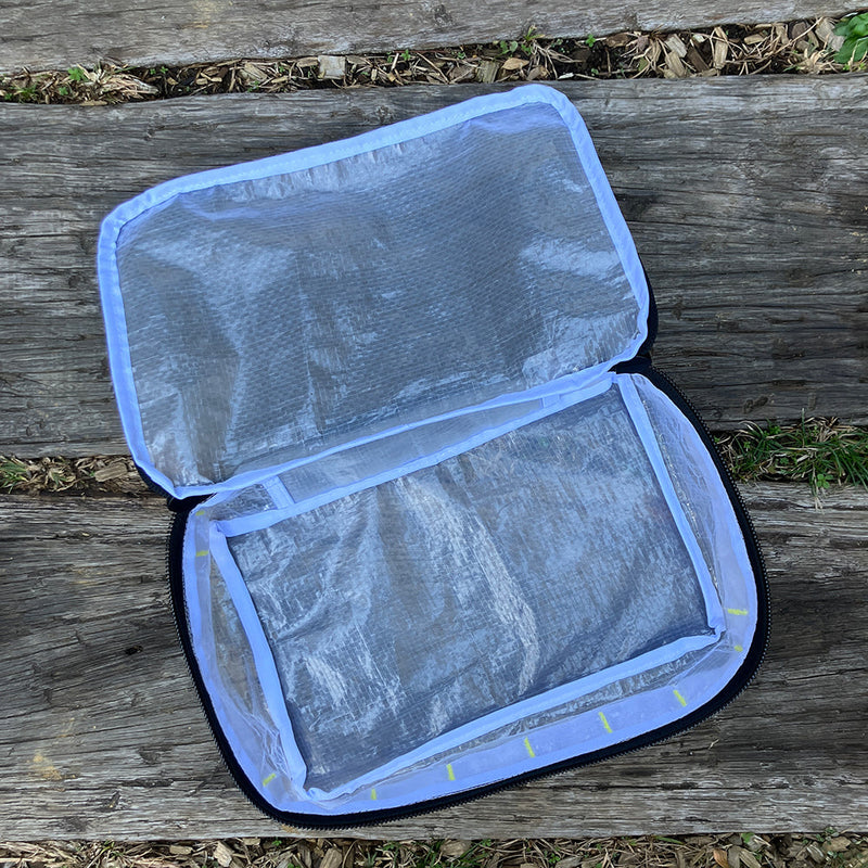 Weekend(ER) PE Travel Case Medium 收納袋(中)