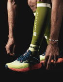 Compressport R2 3.0 Calf Sleeves 運動壓力小腿套 Woodbine/White