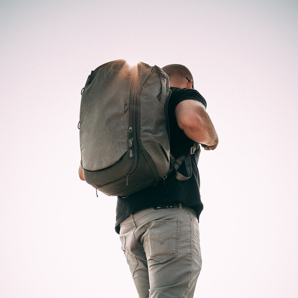 Peak Design 45L 硬 トラベル バックパック 「生涯保証」未登録！！！