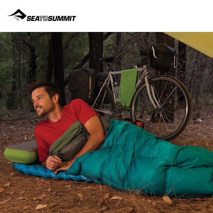 Sea To Summit Comfort Light Sleeping Mat (with pump sack)