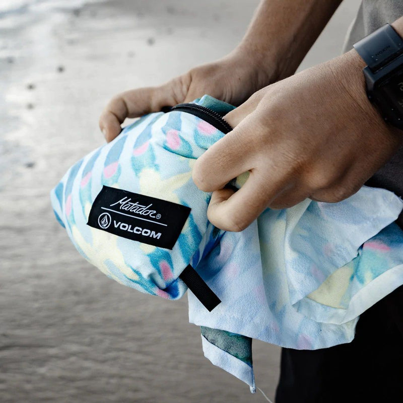 Matador Packable Beach Towel 摺疊沙灘毛巾