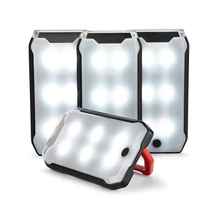 Coleman QUAD Multi-Panel Lantern 多面板 LED 營燈