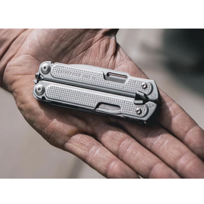 Leatherman FREE™ P2 戶外萬用刀