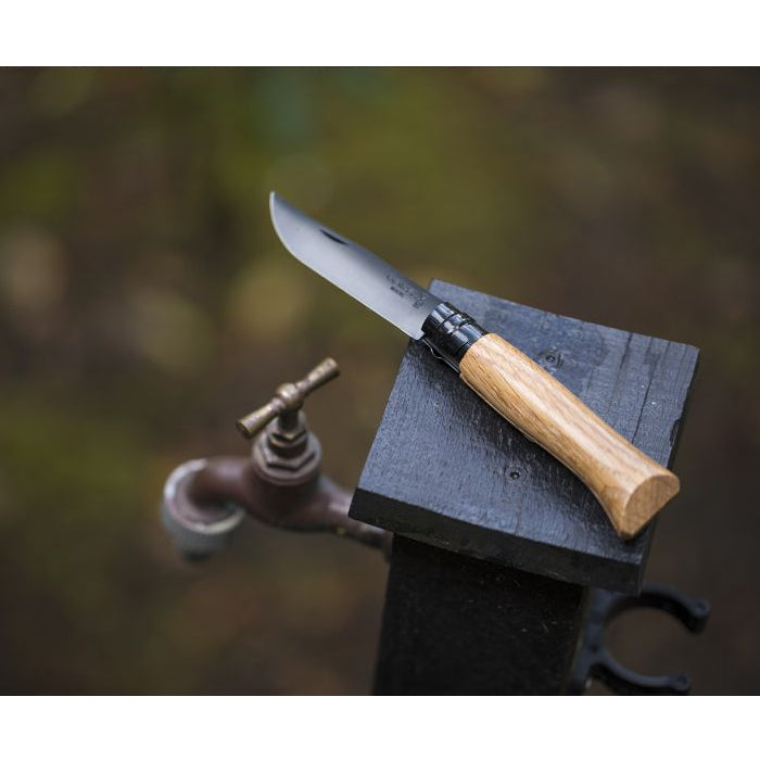 Opinel No. 8 Folding Knife Black Oak 8號不鏽鋼尖頭摺刀 (全黑刃橡木柄)