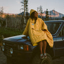 Poler Reversible Camp Poncho 雙面露營兩用毯子斗篷  Yellow/Tropicana