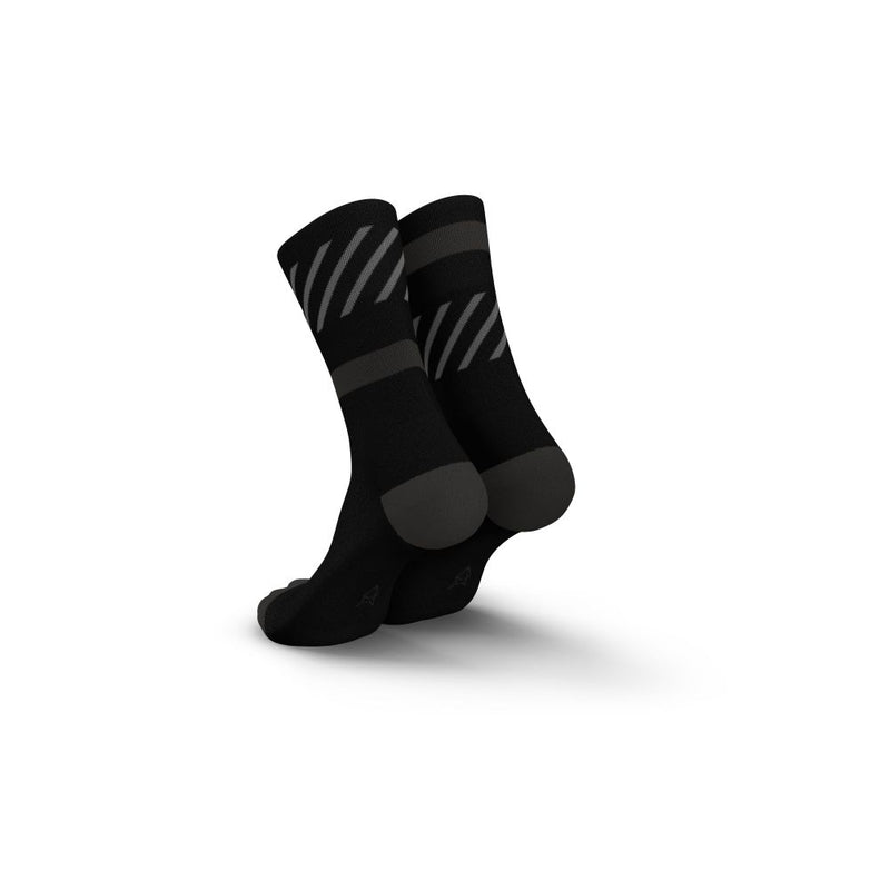 INCYLENCE Disrupts Ultralight High Cut Running Socks跑步襪 Black